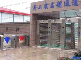 福建省廈門市同安區(qū)某工地全高閘實名制現(xiàn)場施工案例